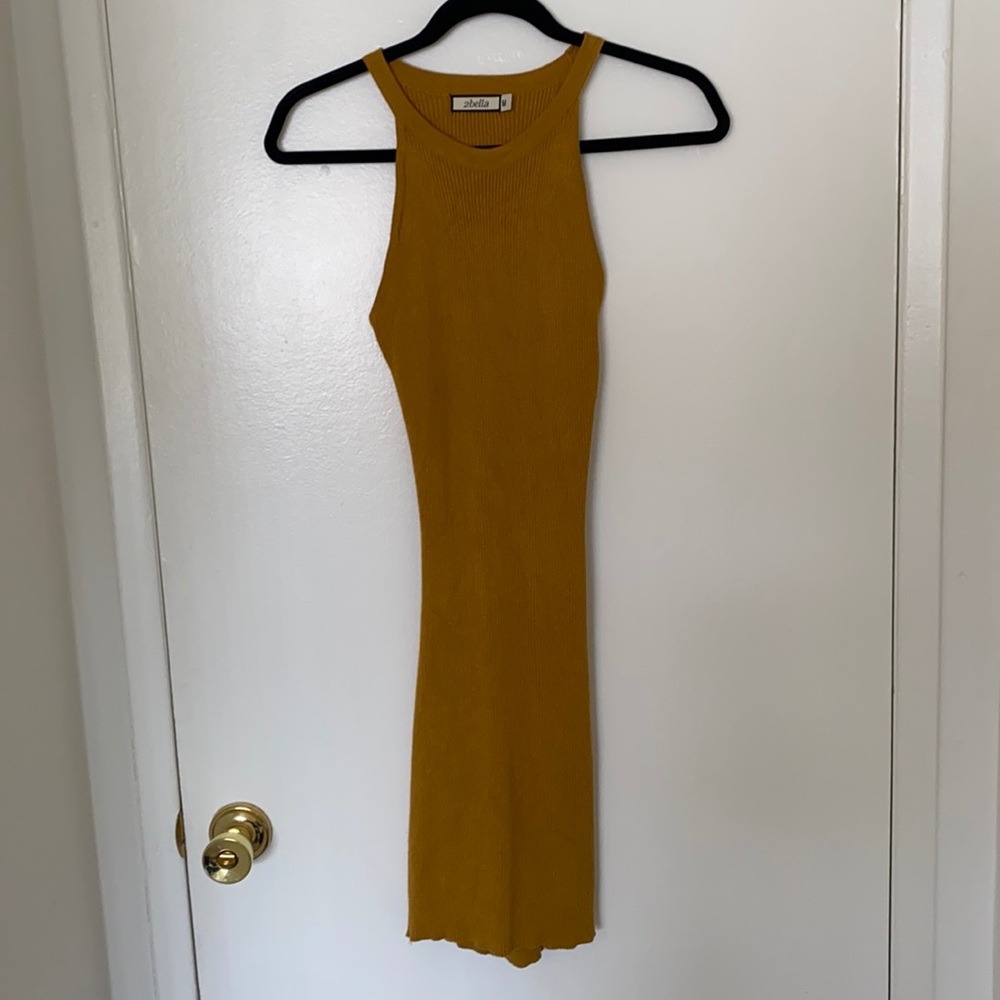 Open back body con dress